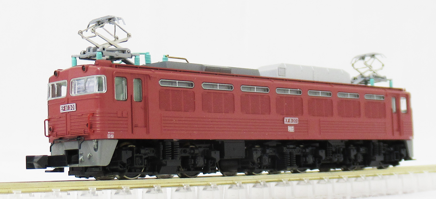 公式]鉄道模型(3067-2EF81 300 ローズピンク 塗装タイプ)商品詳細 