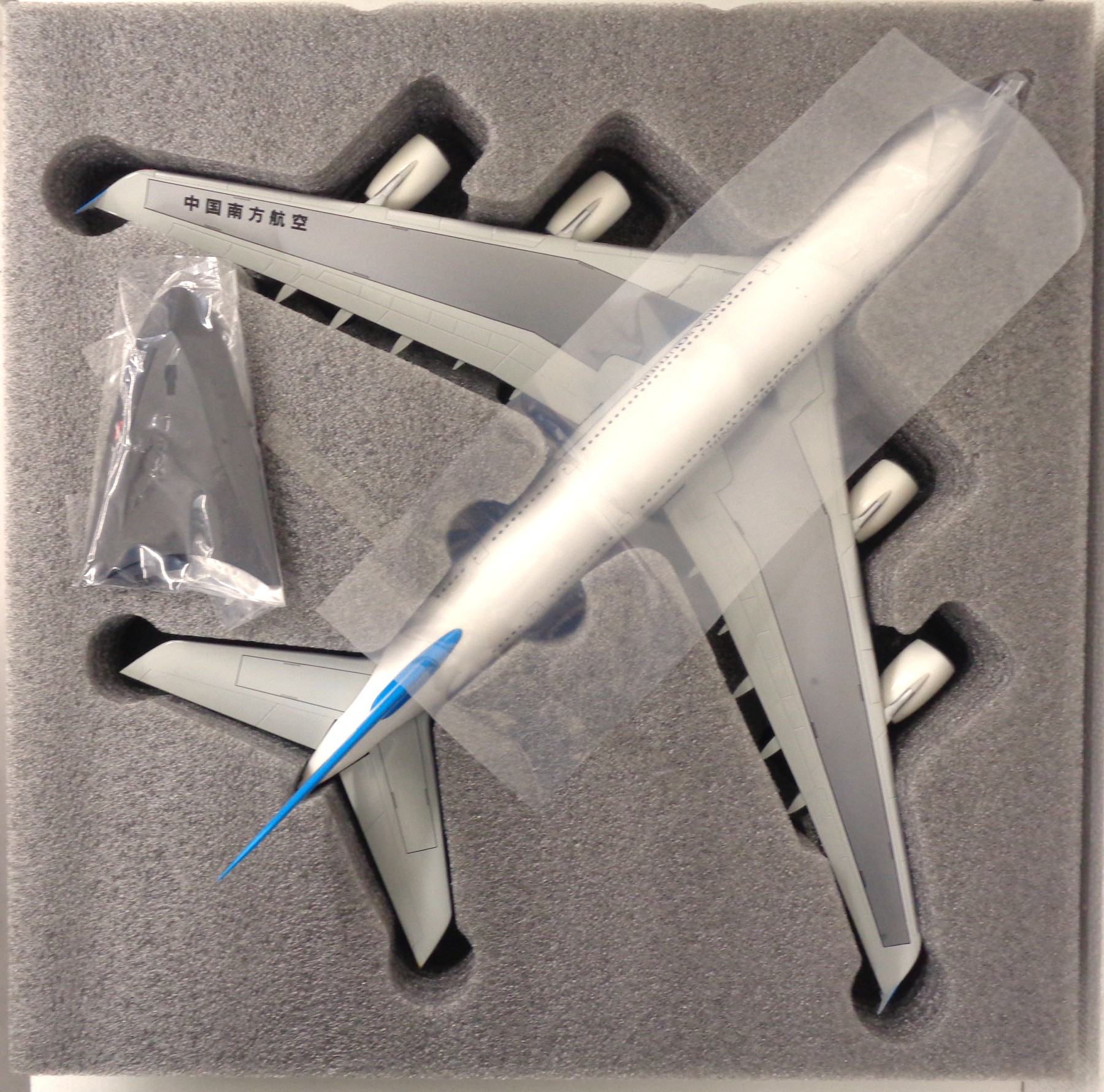 cht0018588b.jpg