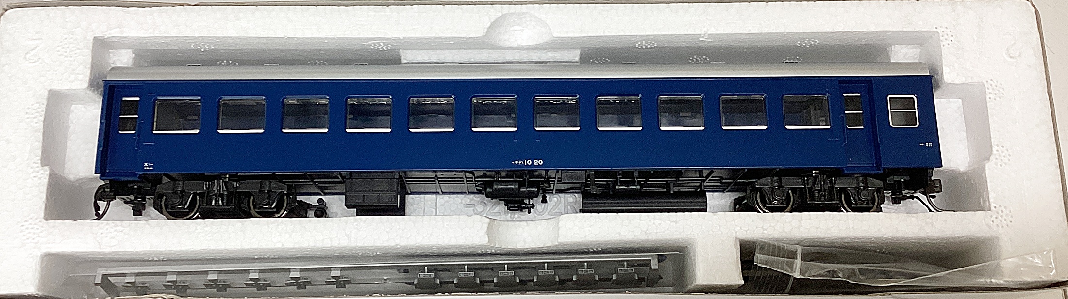 HOゲージ TOMIX 国鉄10系客車 2両 未使用長期保管品と中古品 HOゲージ