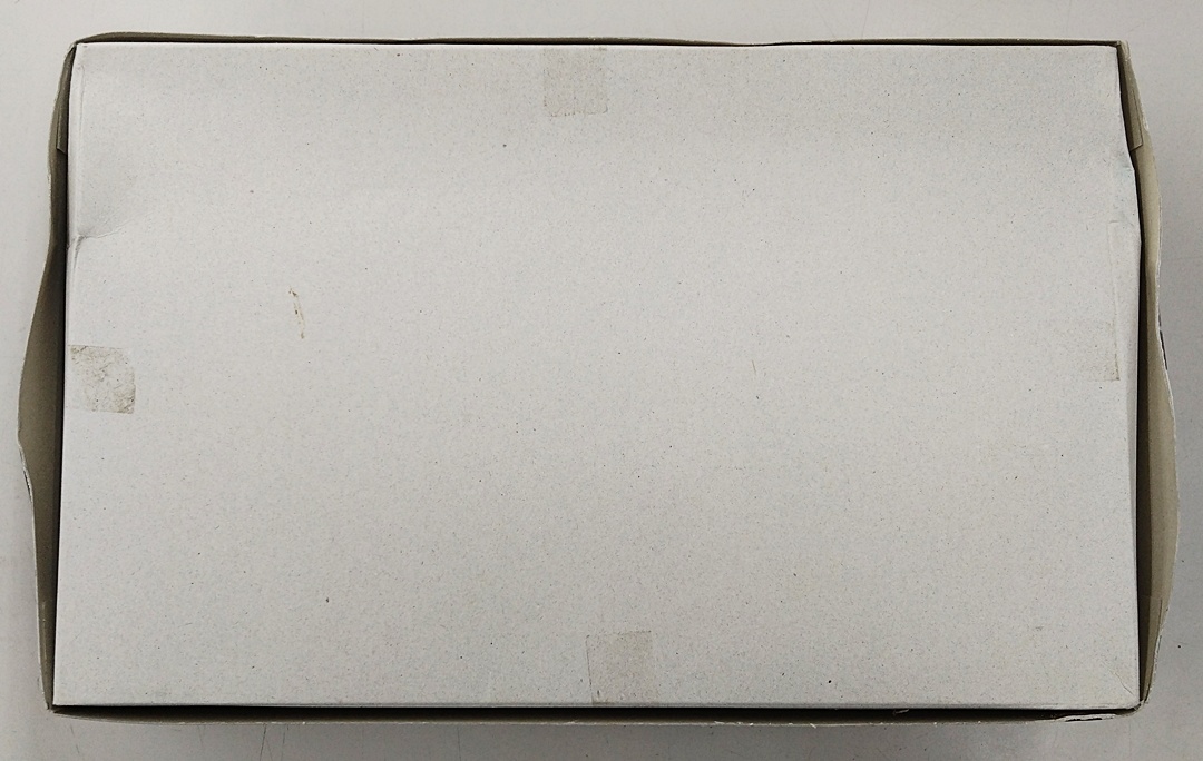 ukt0010217-2.JPG