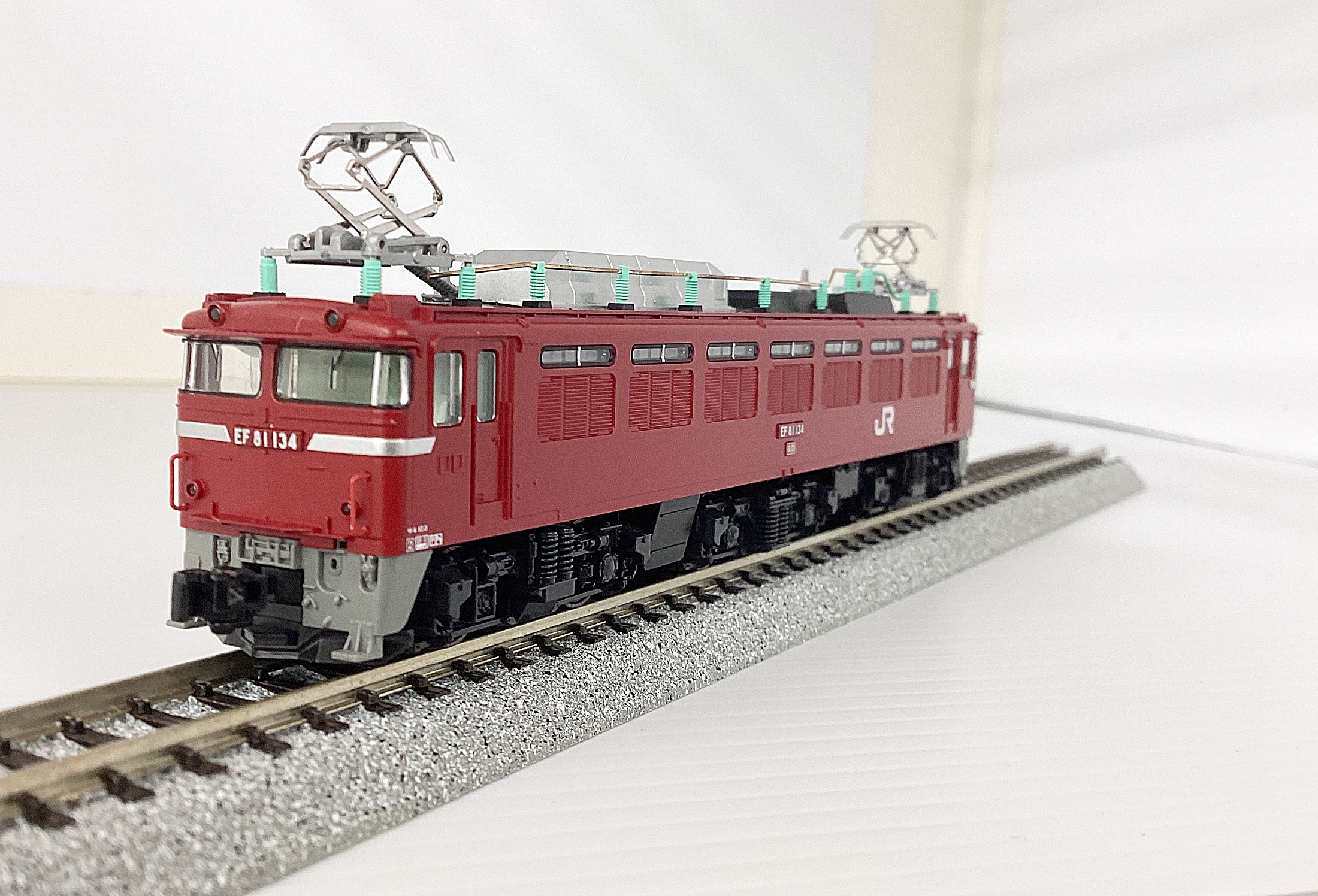 公式]鉄道模型(3066-4EF81 JR東日本色 (双頭連結器付))商品詳細｜KATO