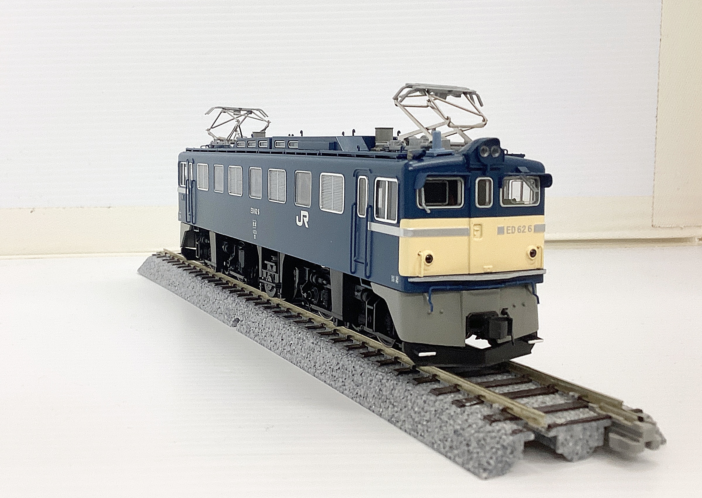 ukr0036023c