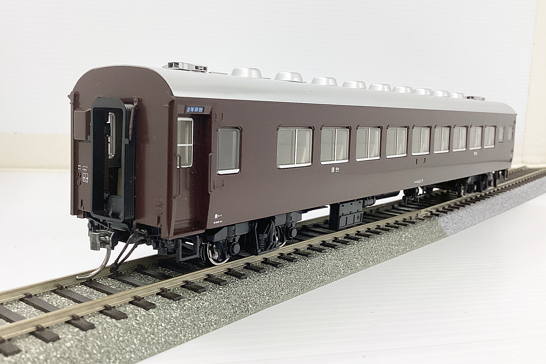 公式]鉄道模型(HO-5017国鉄客車 ナハネ11形 (茶色))商品詳細｜TOMIX