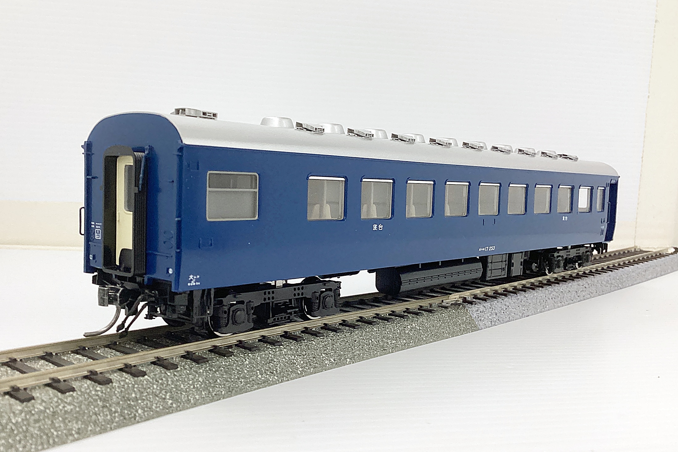 公式]鉄道模型(HO-5019国鉄客車 オハネ17形 (青色))商品詳細｜TOMIX