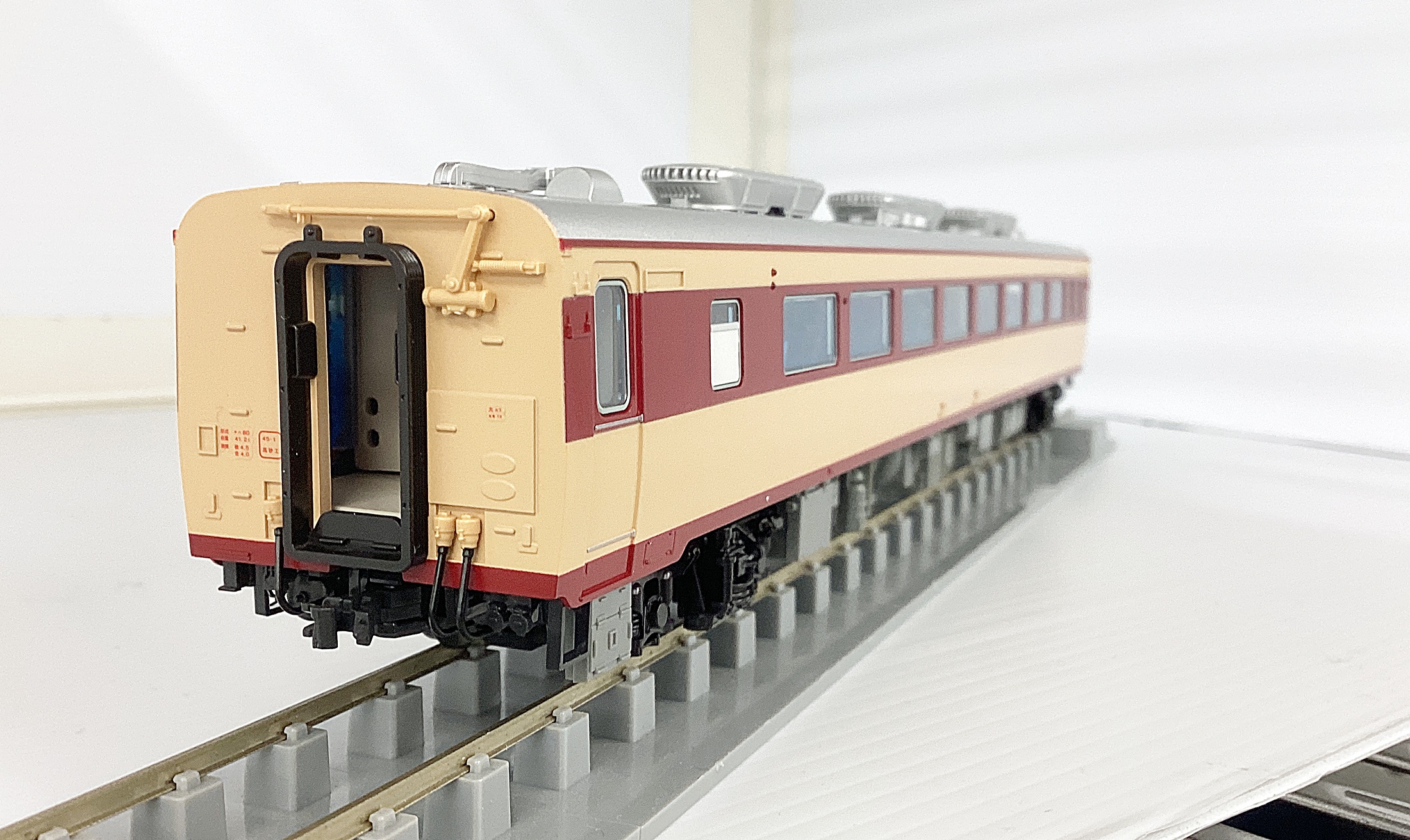 ukr0036305b