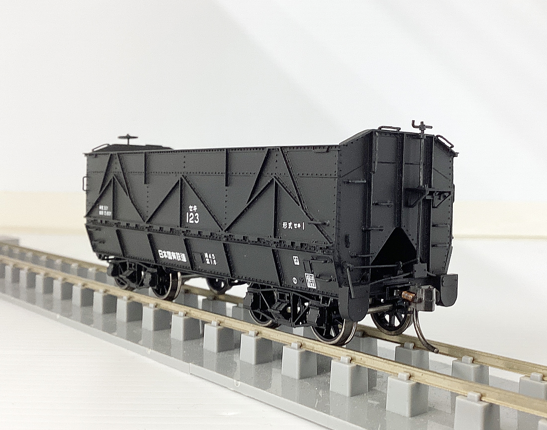 ukr0037227c