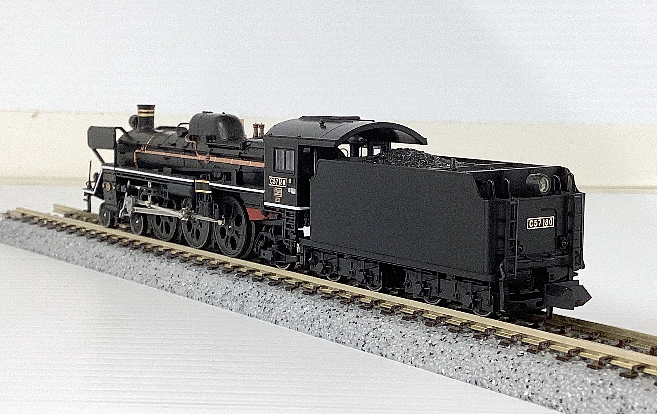 公式]鉄道模型(2007JR C57形 蒸気機関車 (180号機門デフ))商品詳細