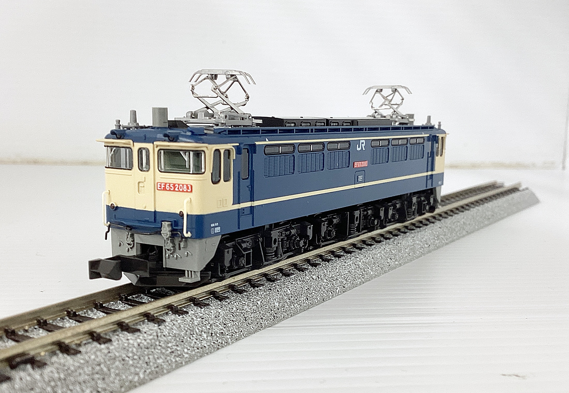 公式]鉄道模型(3061-7EF65 2000 復活国鉄色)商品詳細｜KATO(カトー