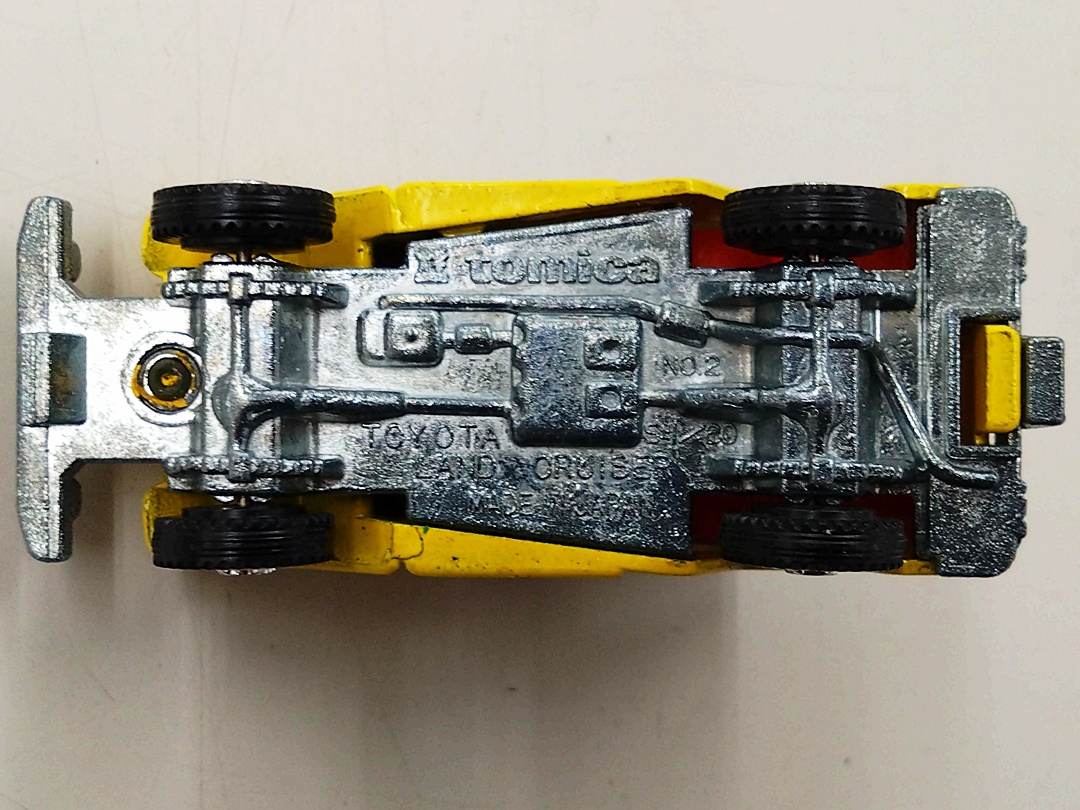 ukt0010398-6.JPG