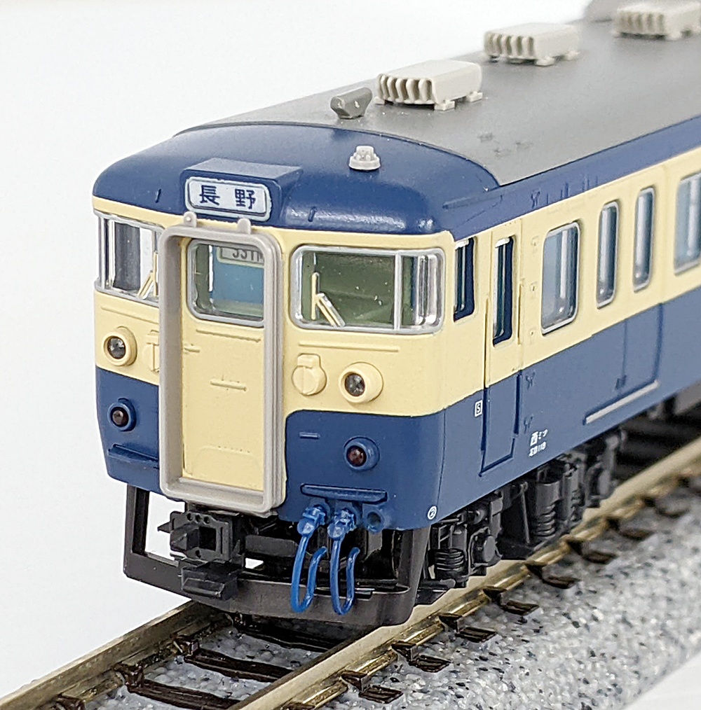 ukr0038095b