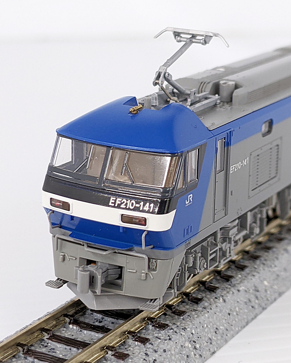ukr0038219b