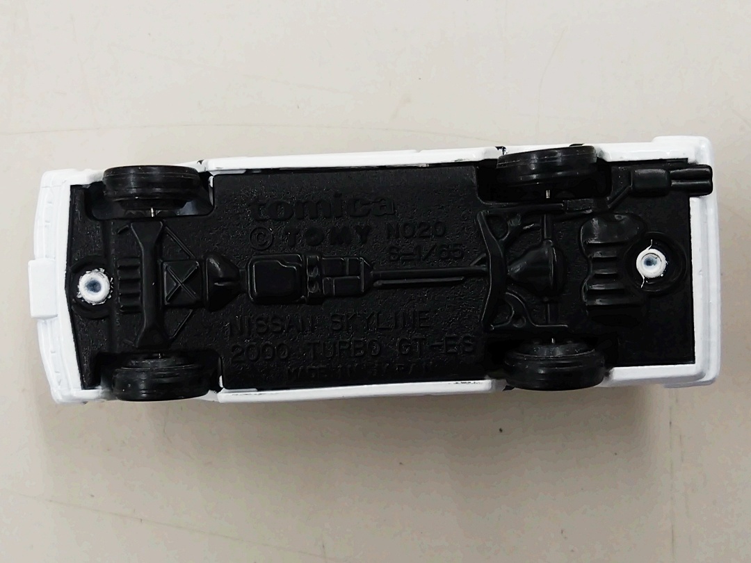 ukt0010570-6.JPG