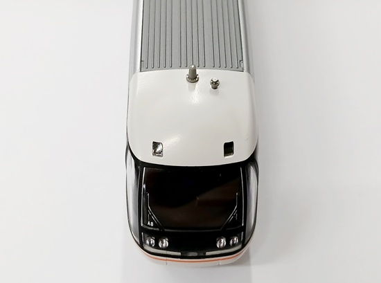 qjr0041221-b