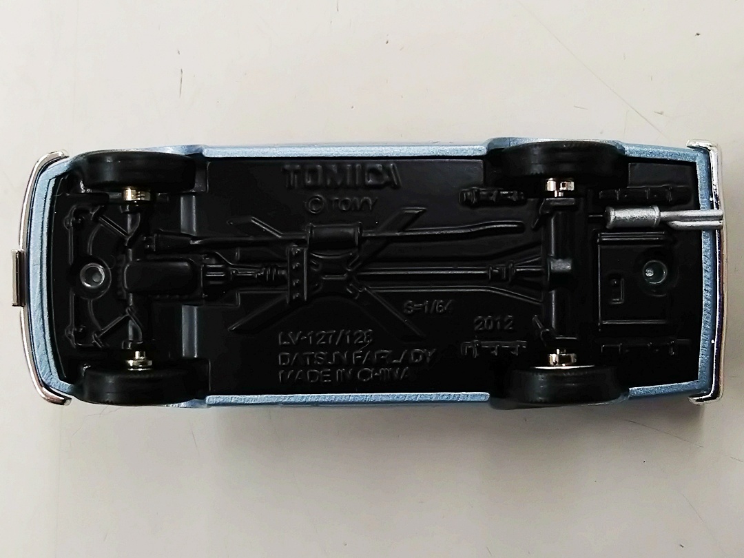 ukt0010854-6.JPG