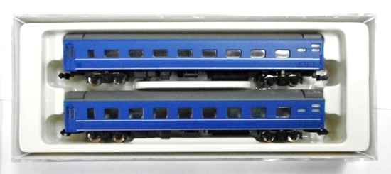 クラウンモデル Zゲージ 2001 タキ43000 グリーン 2両セット wyw801m クラウンモデル Zゲージ 2001 タキ43000 グリーン 2両セット