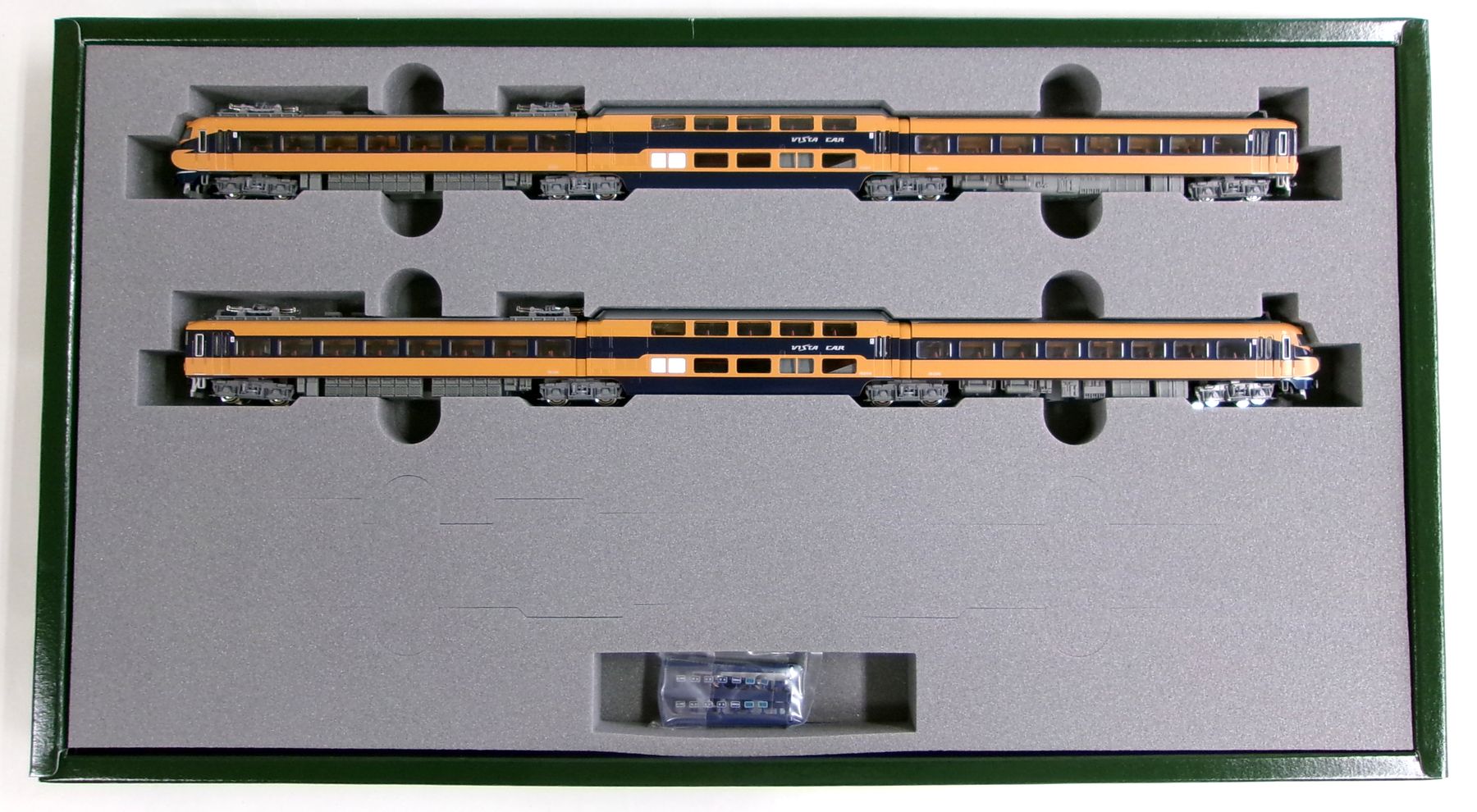 公式]鉄道模型(10-1909近鉄10100系「新ビスタカー」(改装形)A編成+B編成 6両セット)商品詳細｜KATO(カトー)｜ホビーランドぽち